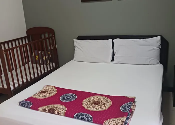 Have A Pleasant Stay With Bayu Emas Homestay