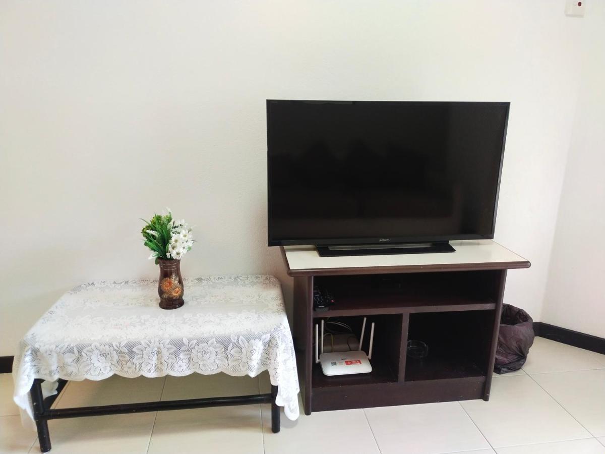 Have A Pleasant With Bayu Emas Apartment Batu Ferringhi
